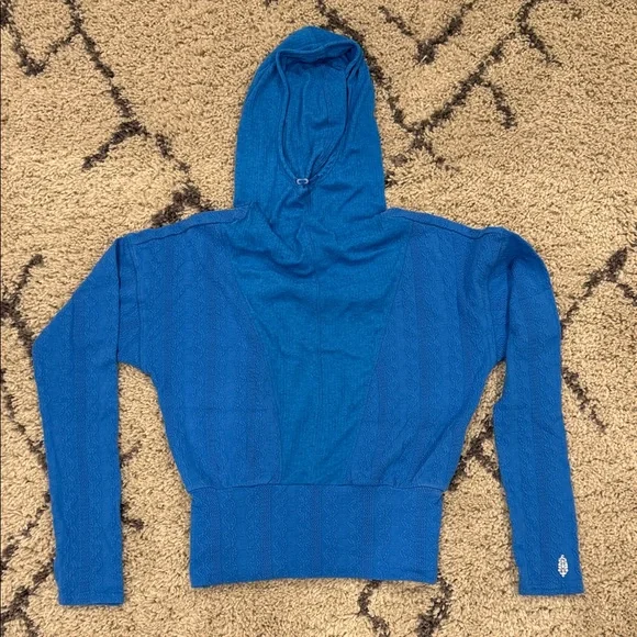 FP Movement by Free People Vibrant Blue long sleeve textured hooded shirt - Picture 1 of 2